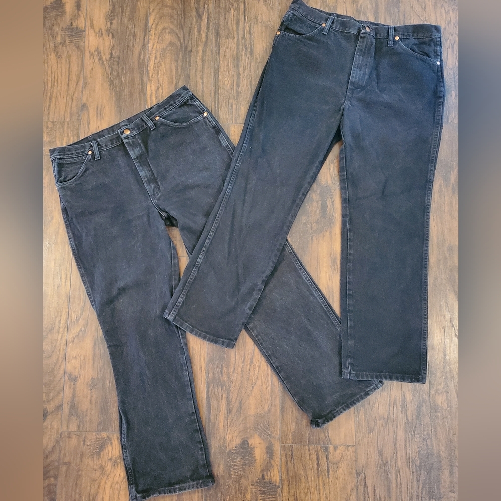2 Pair Men's Black Wrangler Straight Leg Jeans 36x30